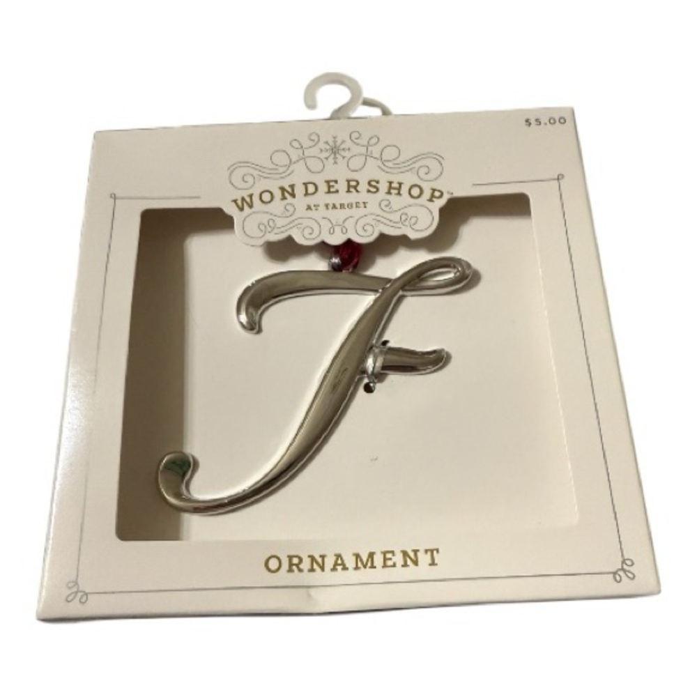 Wondershop Monogram Ornament – Letter F (Silver)